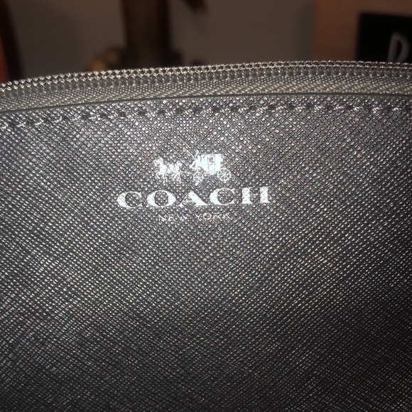 Coach Darcy Leather Cosmetic Case (Silver/Pewter) - Picture 2 of 12